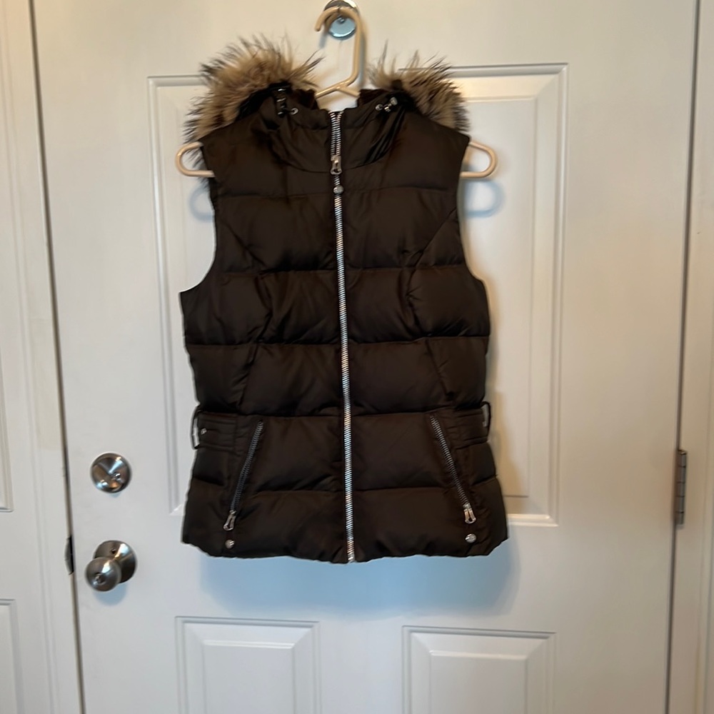 Great Eddie Bauer goose down vest!